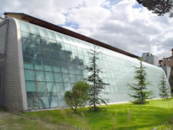 20070308230724-fachada.jpg